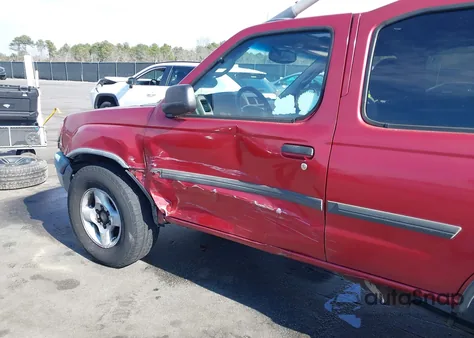 2001 Nissan Xterra Se z USA, uszkodzony, nr VIN 5N1ED28T51C538192